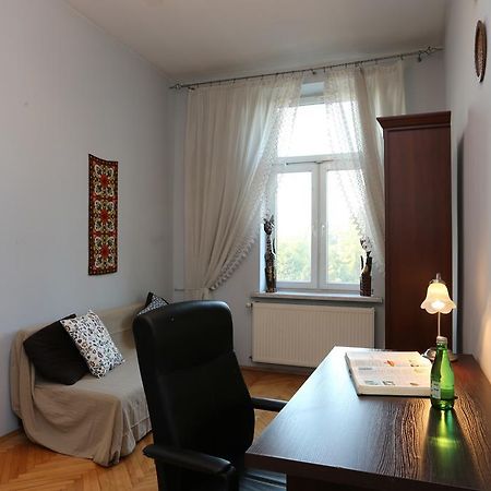 Live Like Locals: Market Square X Jewish District Cracovia Esterno foto